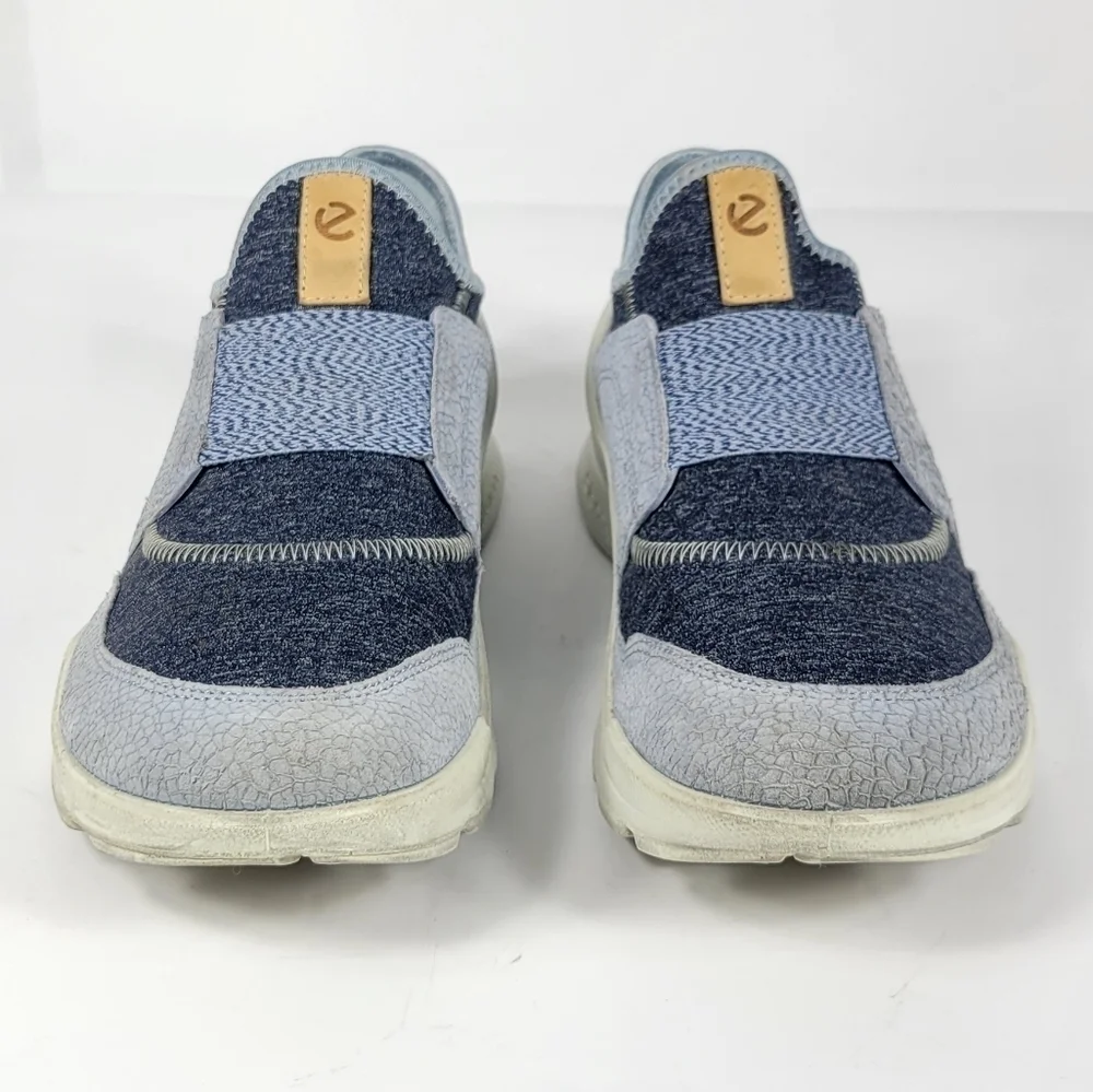 Ecco Sneakers #713 Size EU 39 (US8-8.5)